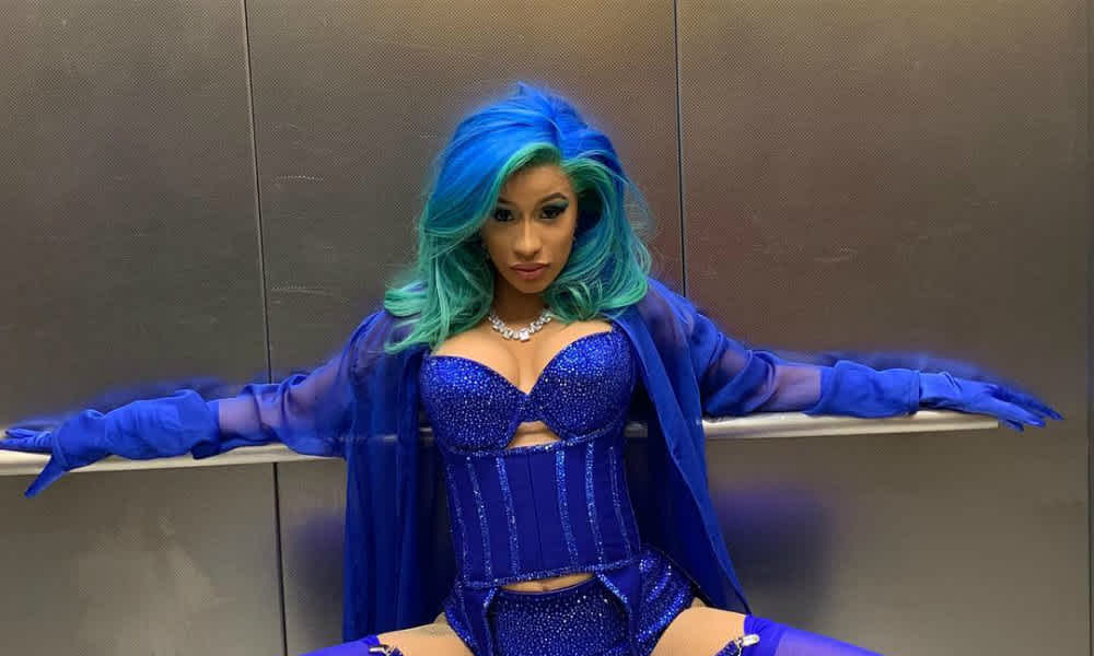 Cardi B Reacts After She Exposed Her Breast on Twitter 